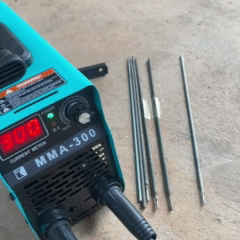 Saldatriçe në veprim